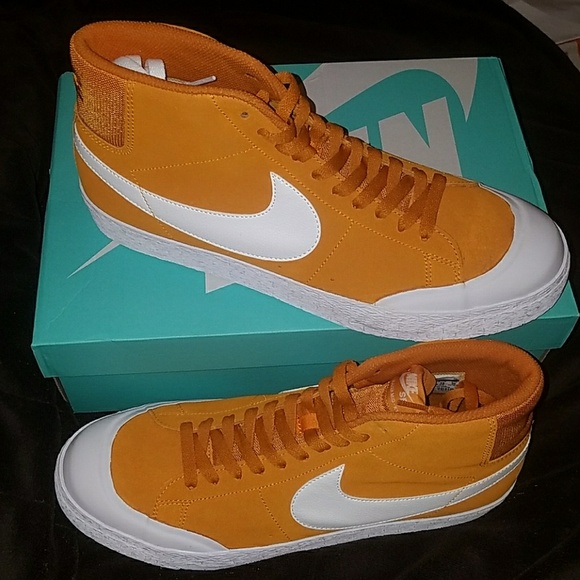Nike Other - Men's Nike SB Blazer Zoom Mid XT NWT